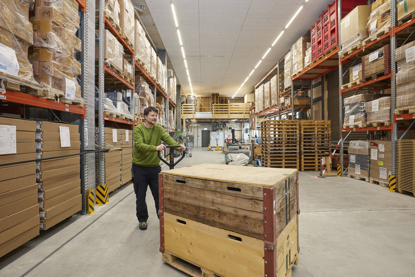 Lagern Sie Ihre Logistik-Prozesse aus – wir kümmern uns verlässlich darum.